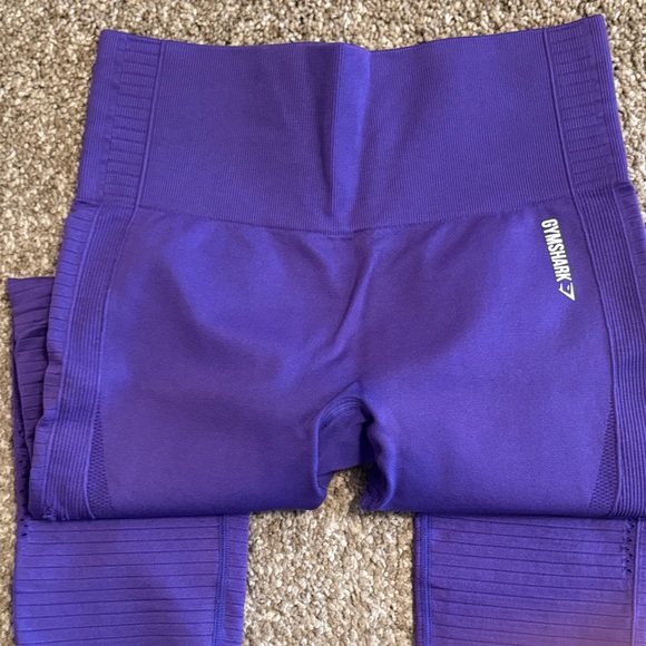 Gymshark Women's Purple Leggings - Picture 7 of 7